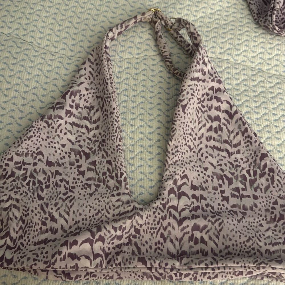 SKATIE swim. Large bottom, medium Top. Worn once.